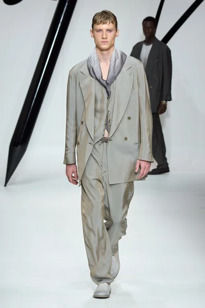 Look 31